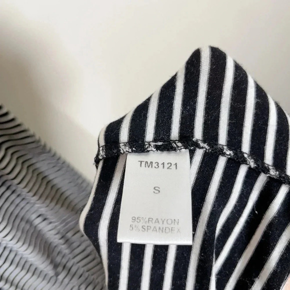 🌟✨2 for $20 ✨🌟 THML | STRIPED MAXI DRESS - Picture 8 of 12